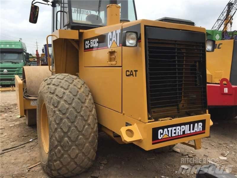 CAT CS 583 C Enojni valjarji