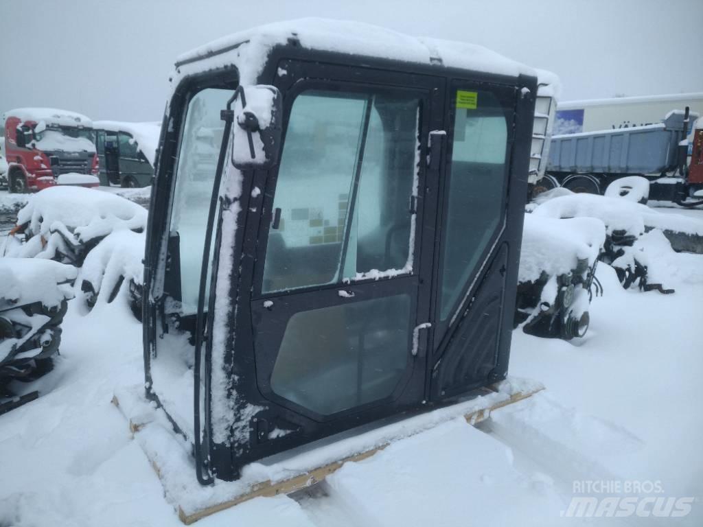 Volvo BM 325FL Cabin Kabine in notranjost