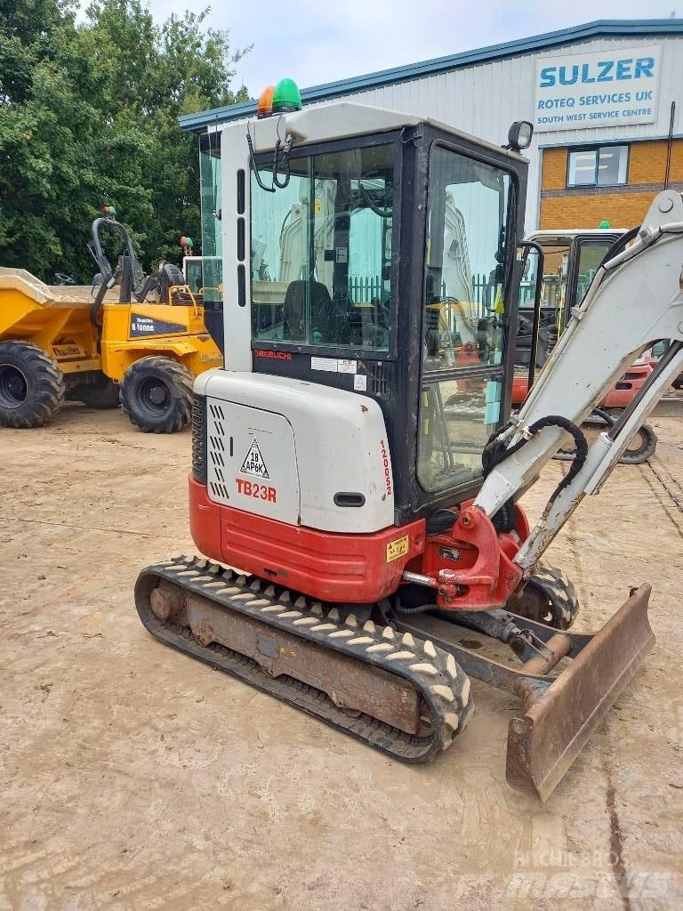 Takeuchi TB 23 R Mini bagri <7t