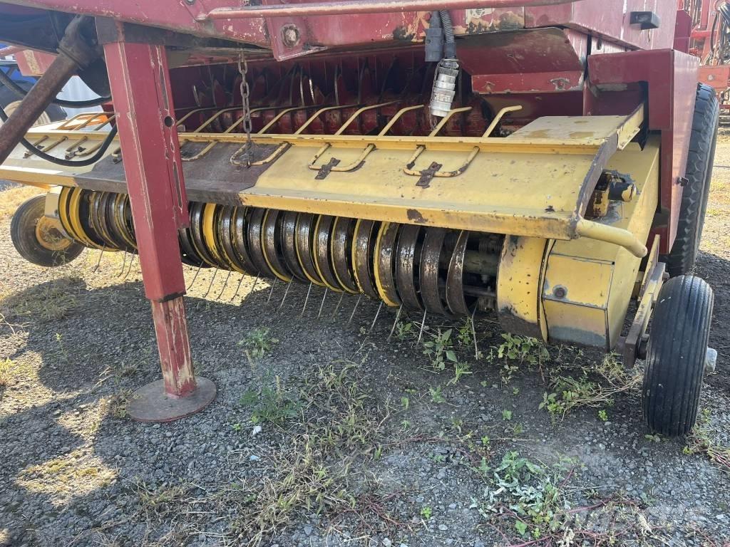 New Holland 544 Balirke (okrogle bale)