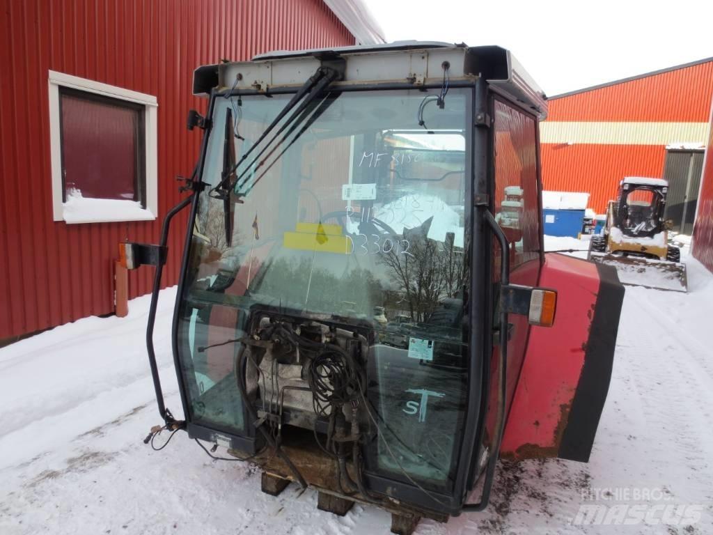 Massey Ferguson 8150 Kabine in notranjost