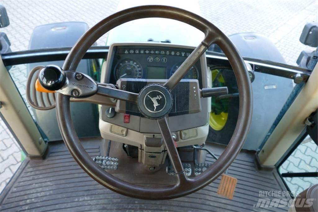 John Deere 6910 Traktorji