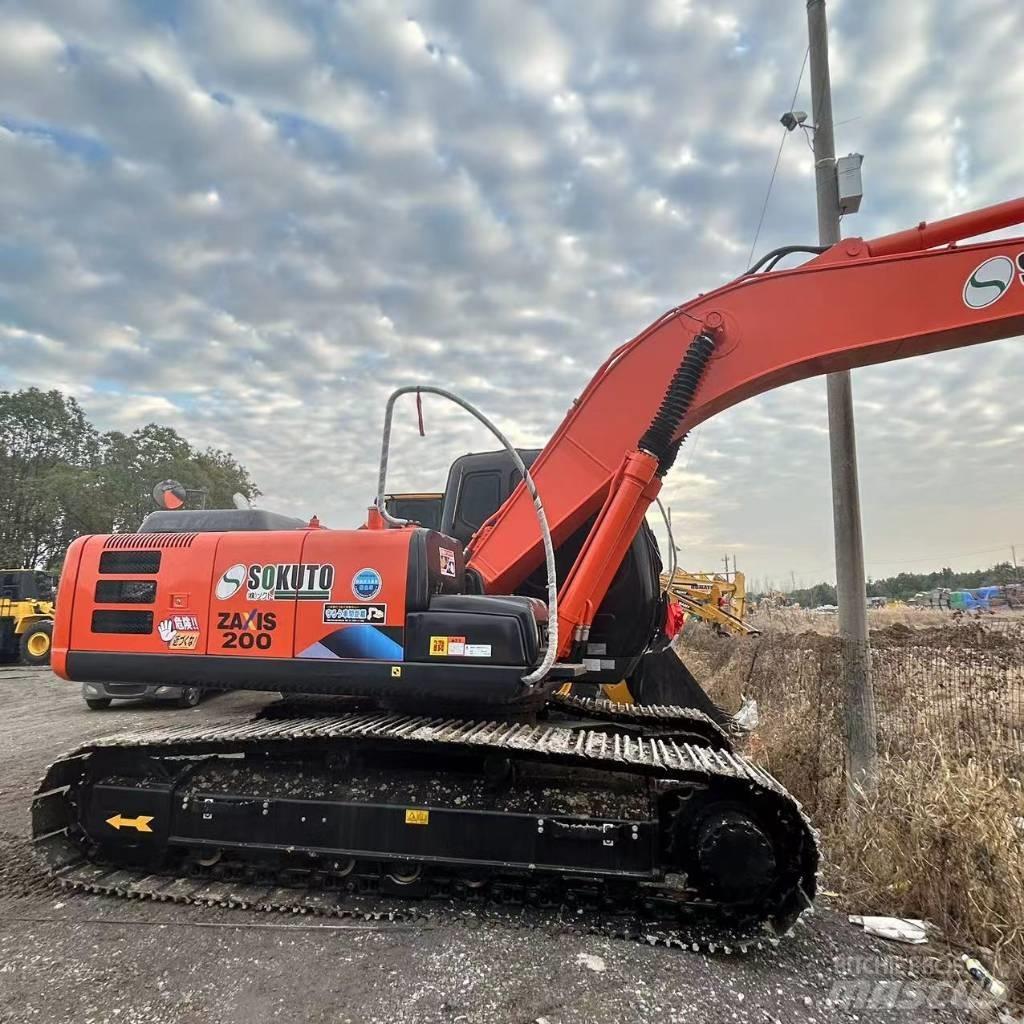 Hitachi ZX 200 Bagri goseničarji
