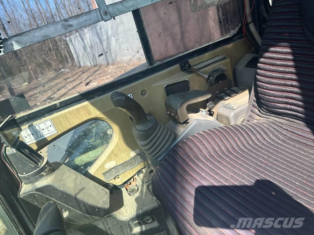 Hitachi zx50 Bagri goseničarji