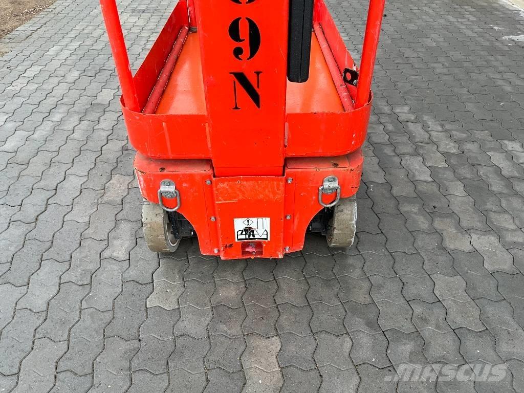 Snorkel TM 12 Vertikalna dvigala