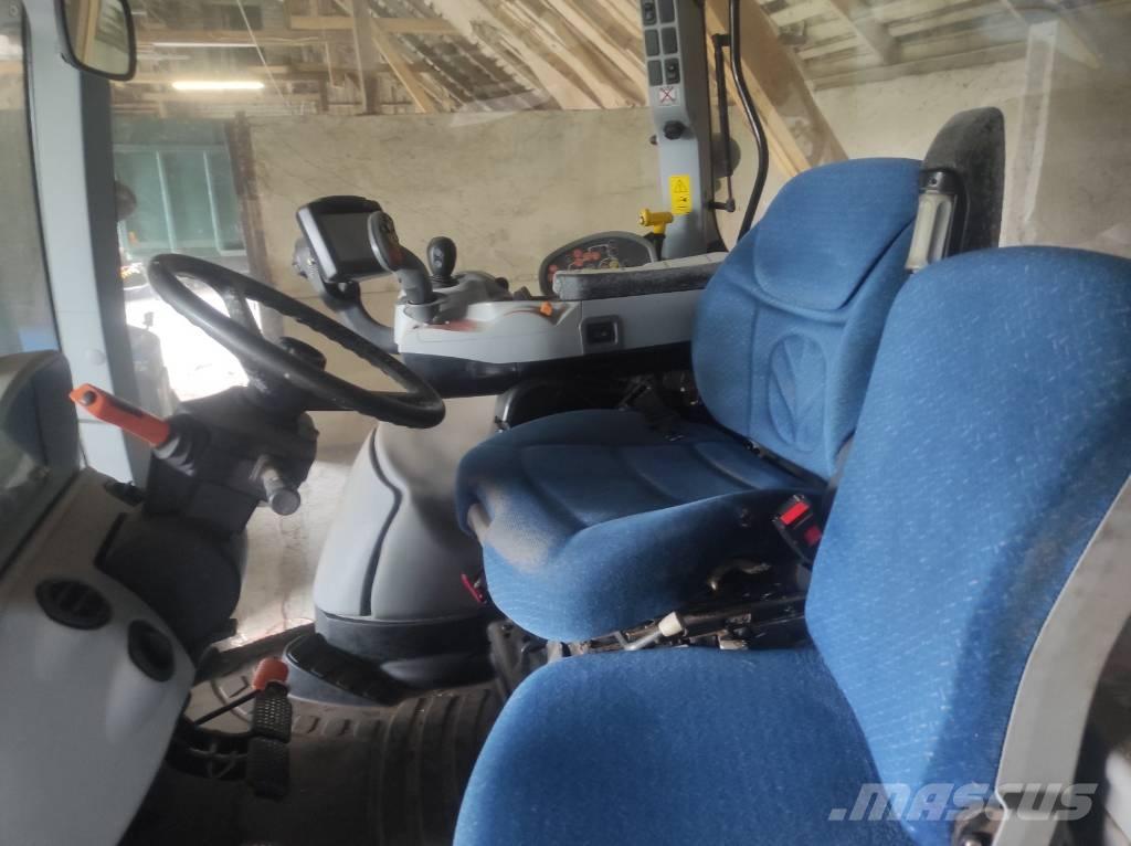 New Holland T 7.210 Traktorji
