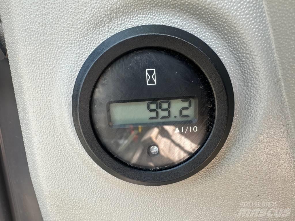 Volvo EC 230FL Bagri goseničarji