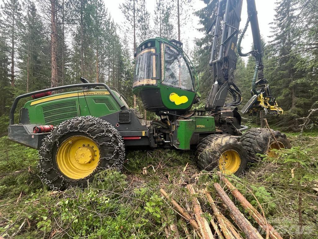 John Deere 1170 G Harvesterji