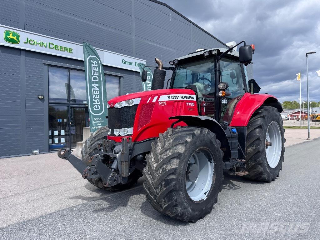 Massey Ferguson 7726 Traktorji