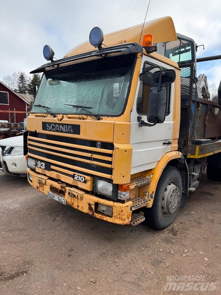Scania P 82 H Komunalni tovornjaki
