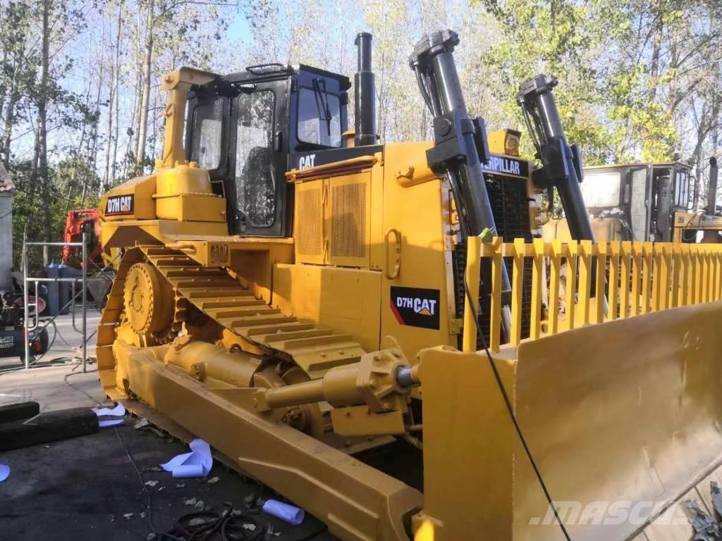 CAT D7H Buldožerji goseničarji