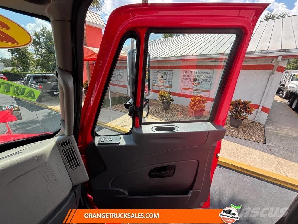 International 4300 Tovornjaki zabojniki