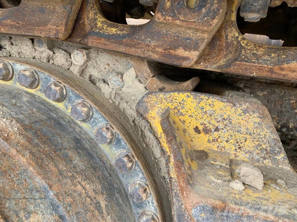 Komatsu D 61 PX-23 Buldožerji goseničarji