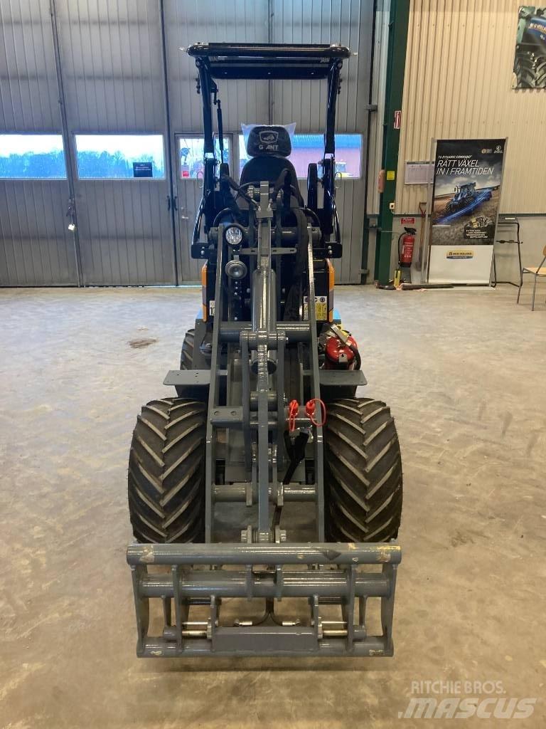 GiANT G1500 Mini nakladalci
