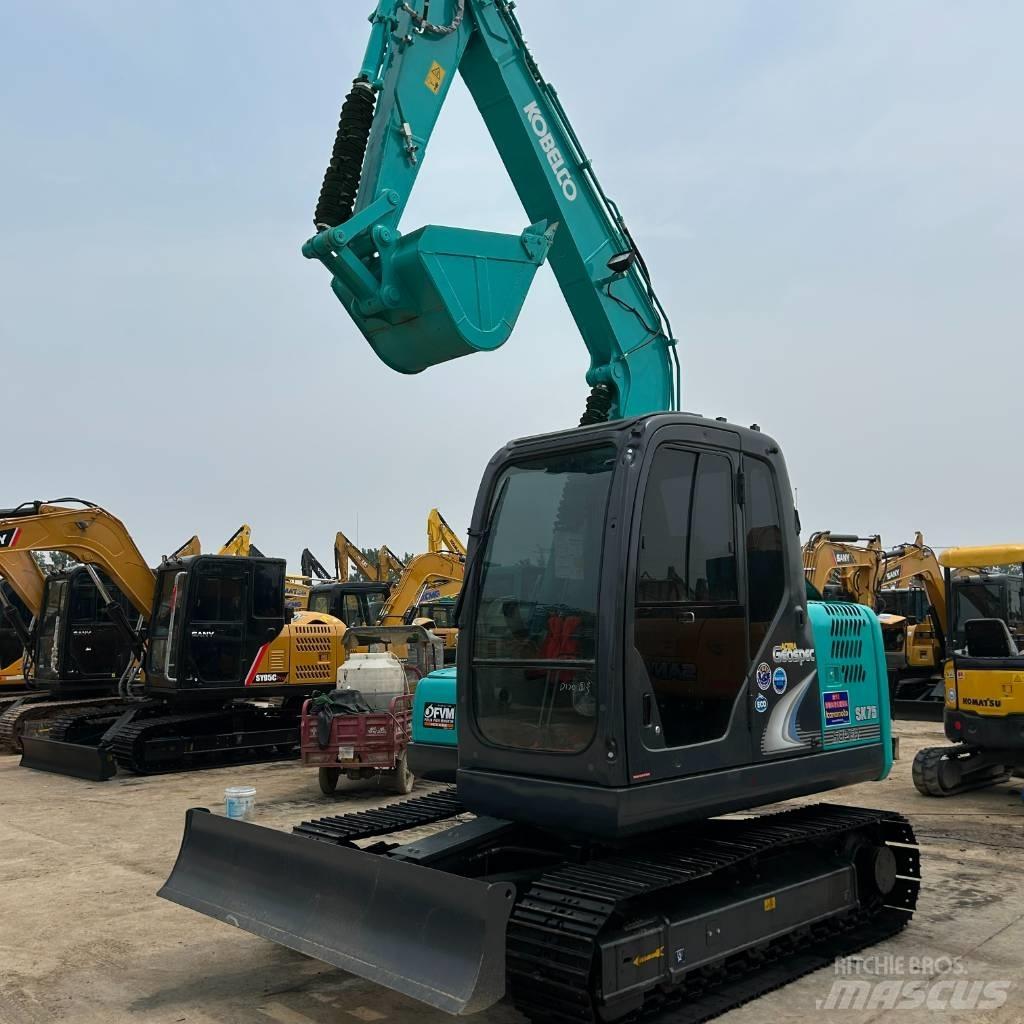 Kobelco 75 Bagri goseničarji