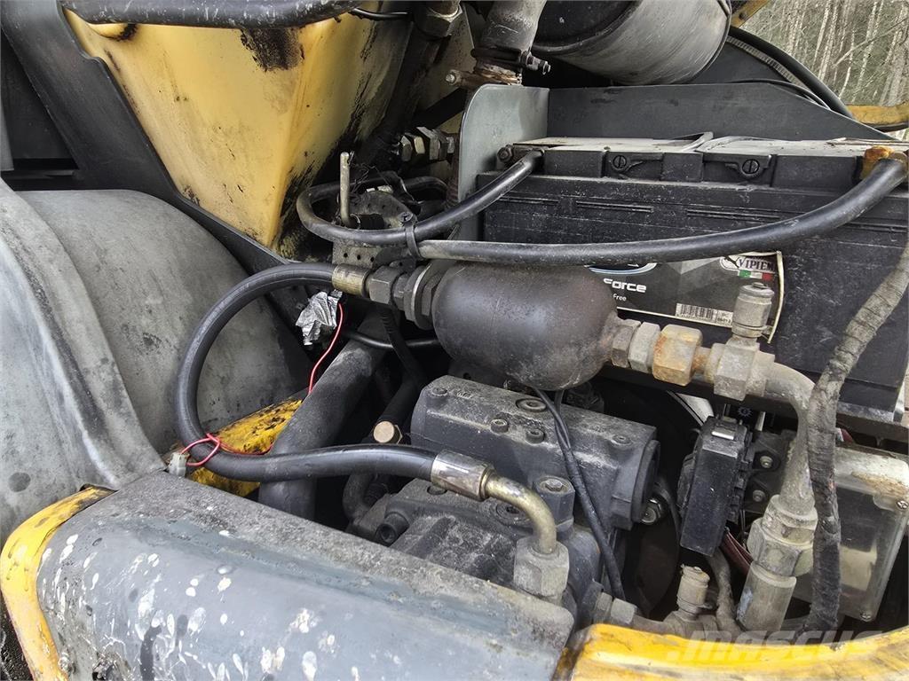 Kramer Allrad 680 Kolesni nakladalci