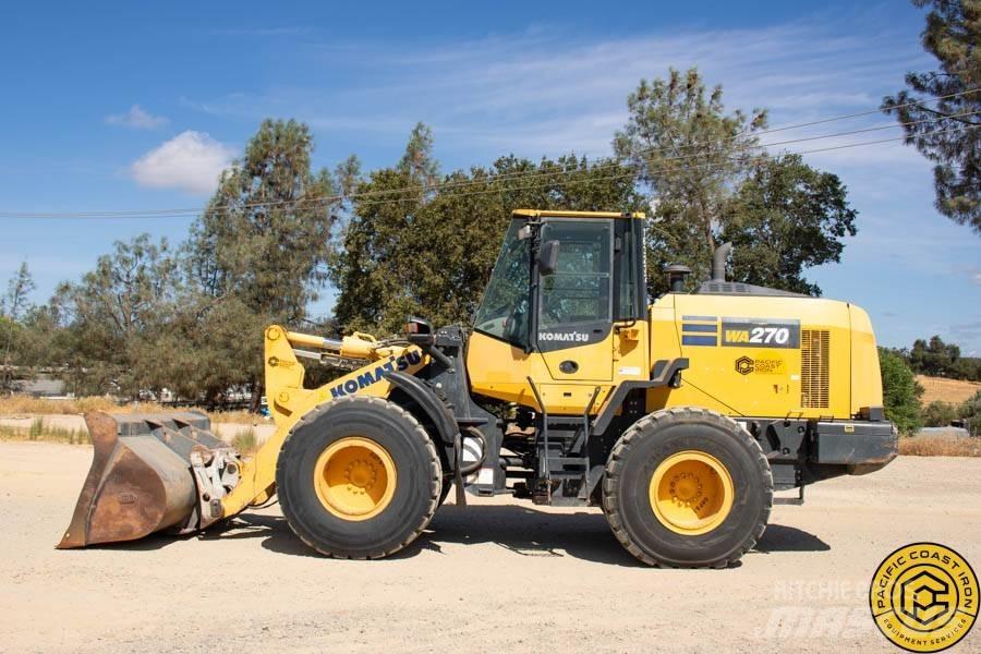 Komatsu WA 270 Kolesni nakladalci