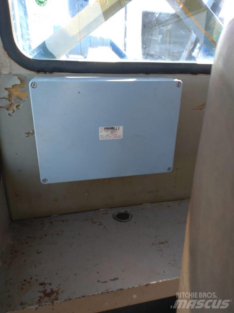 Hitachi KH 150-3 Vlečni bagri