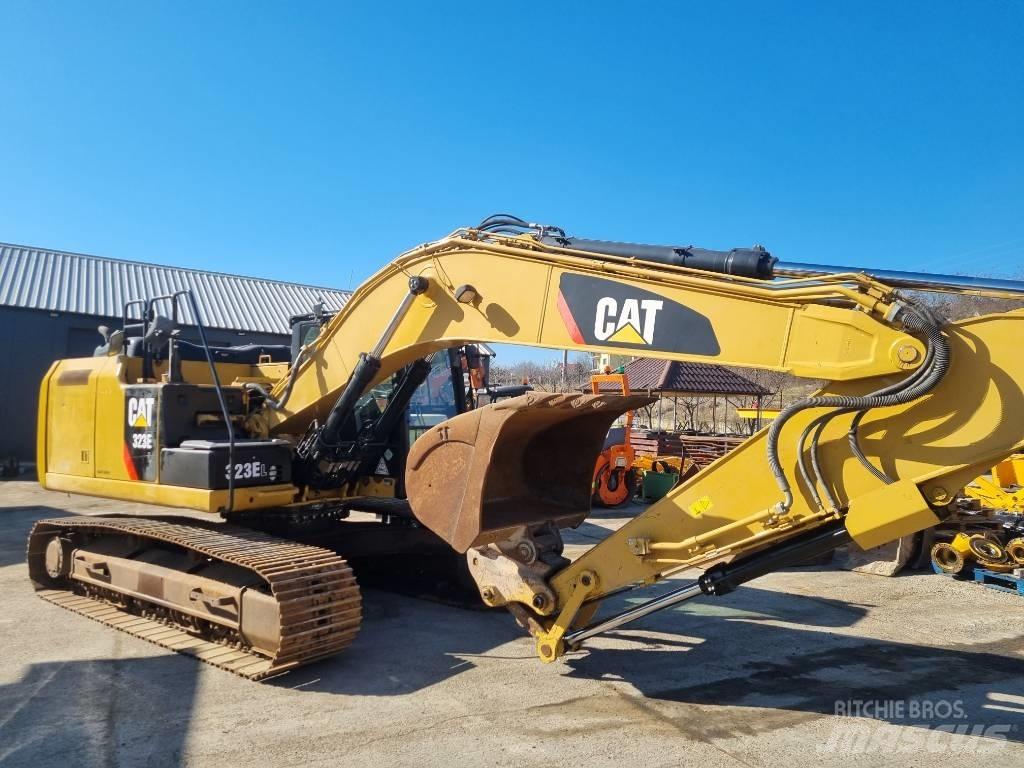 CAT 323 EL Bagri goseničarji