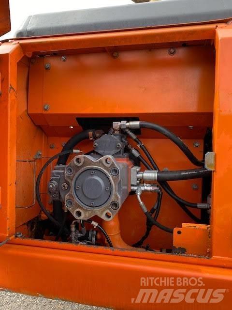 Doosan DX 225 NLC Bagri goseničarji