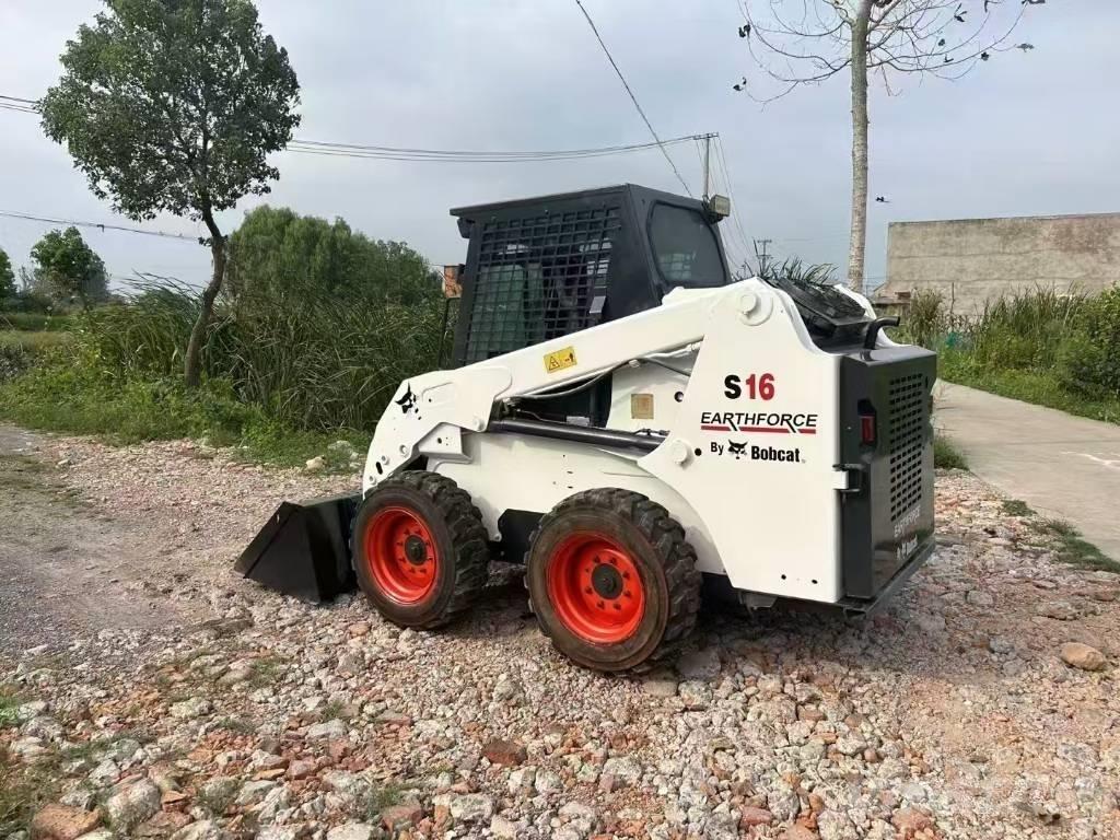 Bobcat S 16 Skid steer mini nakladalci