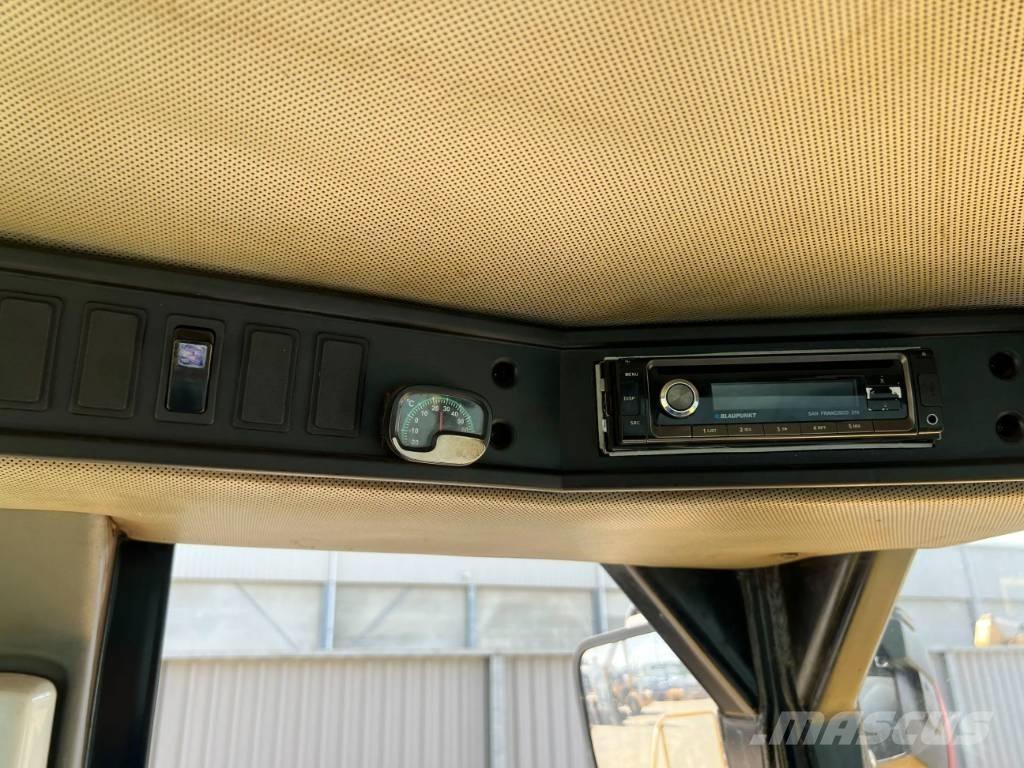 CAT 824H Kolesni Buldožerji