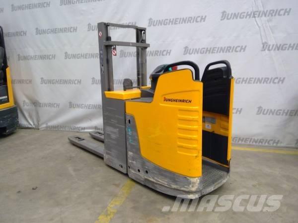 Jungheinrich ERD 220 Samopogonski ročni viličarji