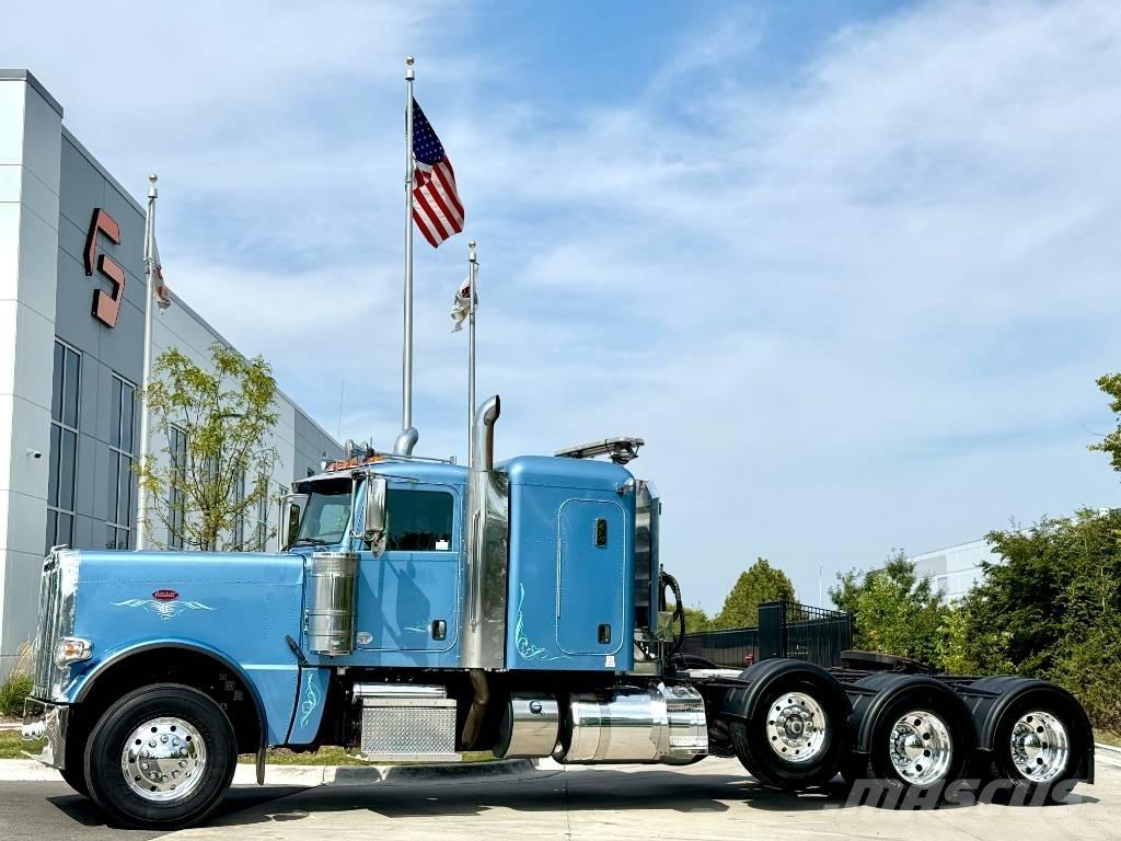 Peterbilt 389 Vlačilci