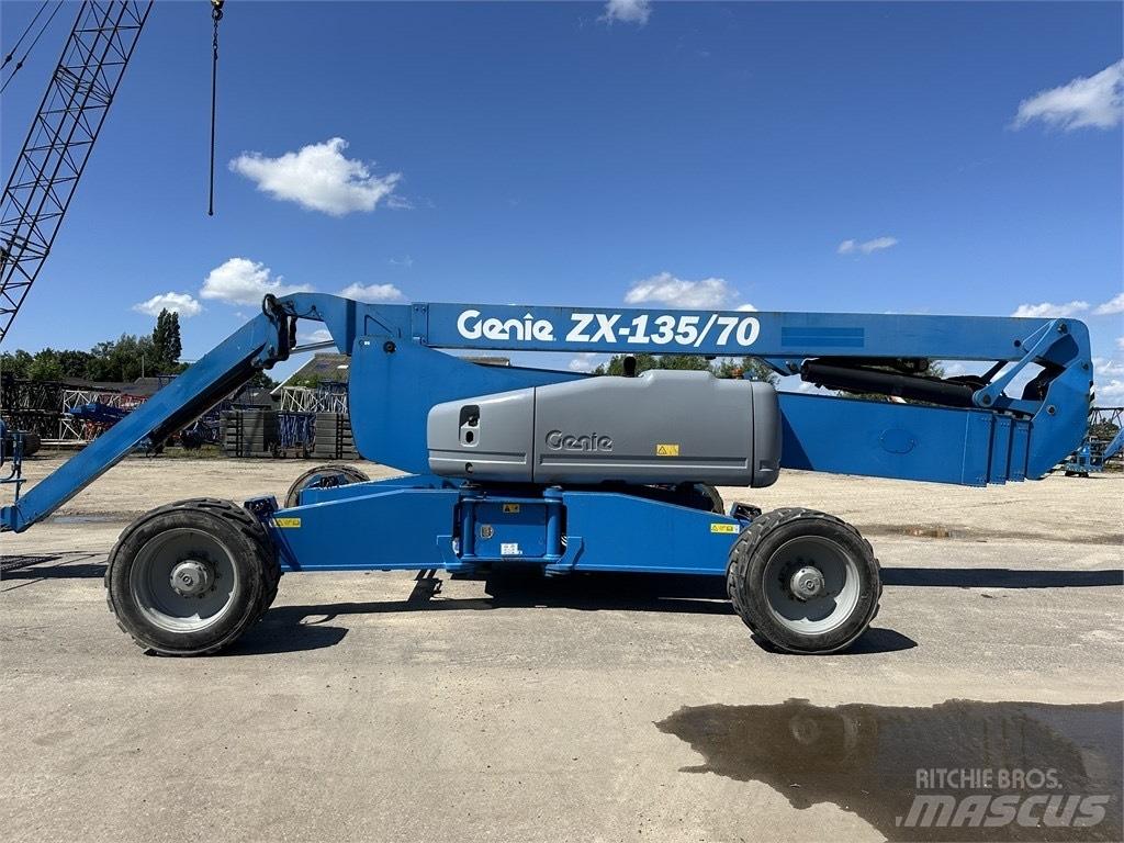 Genie ZX 135/70 Zglobne dvižne ploščadi