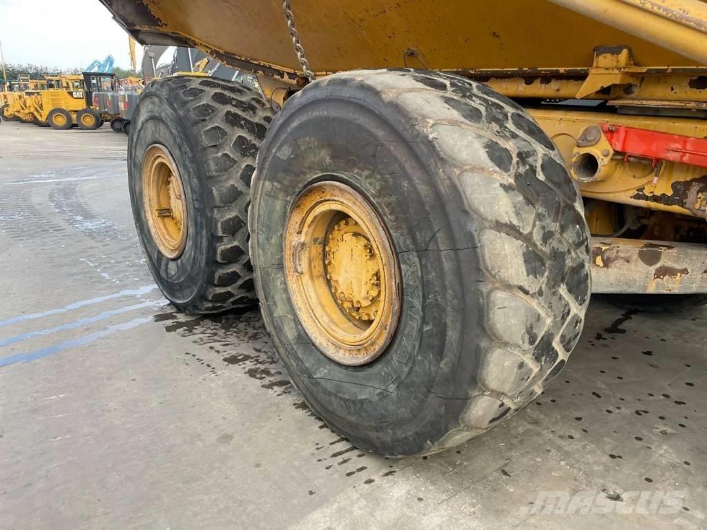 CAT 735 Zglobni demperji