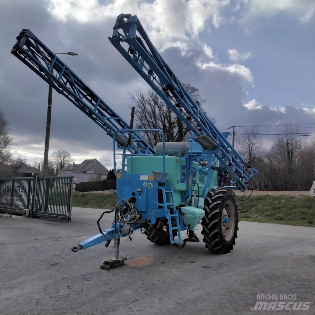 Berthoud MACE 32S 28 Vlečne škropilnice