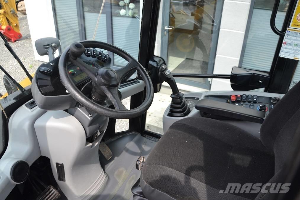 CAT 908 M Kolesni nakladalci