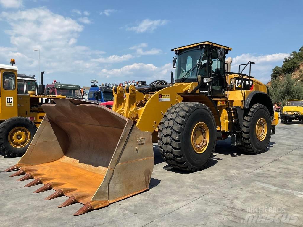 CAT 980M Kolesni nakladalci