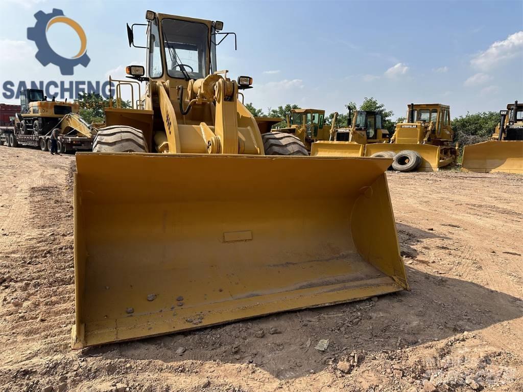 CAT 966 C Kolesni nakladalci