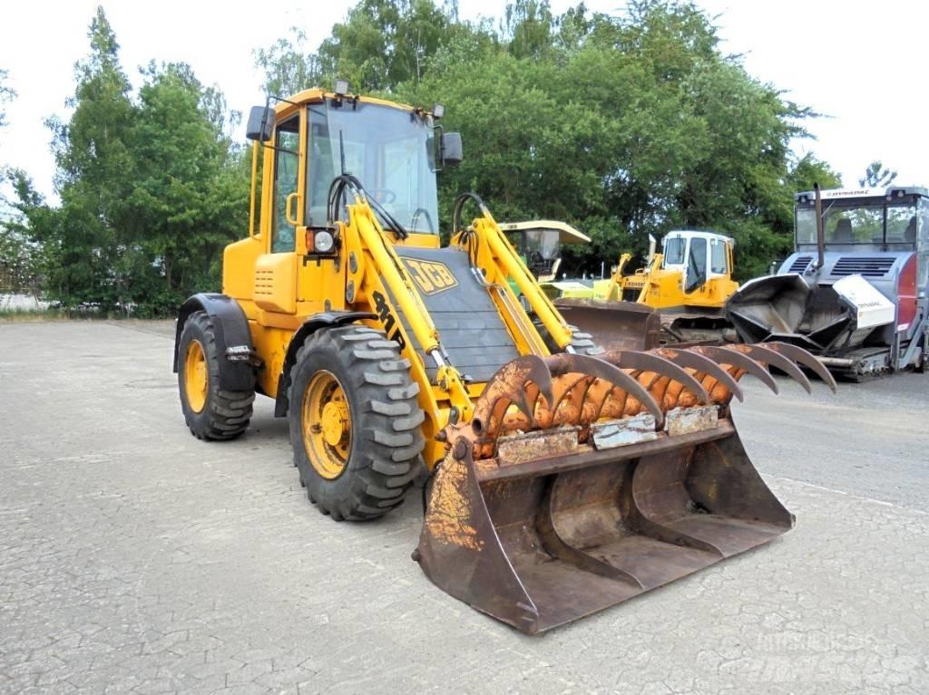 JCB 411 B HT Kolesni nakladalci