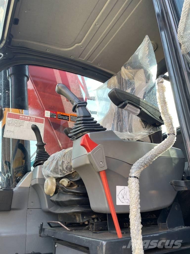 Doosan DX225LCA Bagri goseničarji