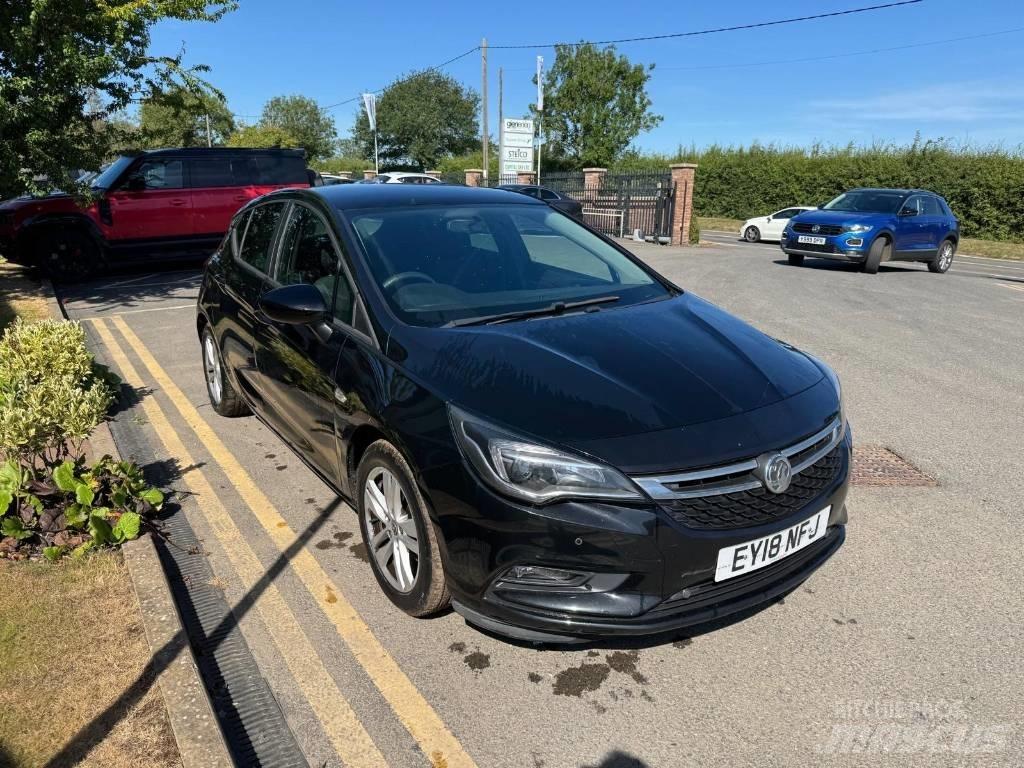 Vauxhall Astra Avtomobili