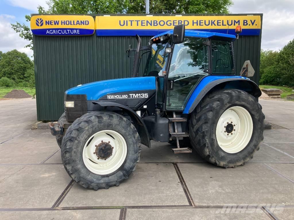 New Holland TM 135 Traktorji