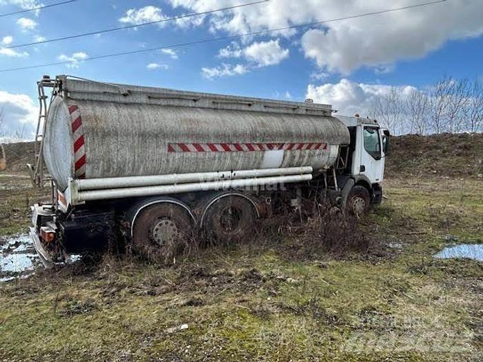 Renault 320 Tovornjaki cisterne