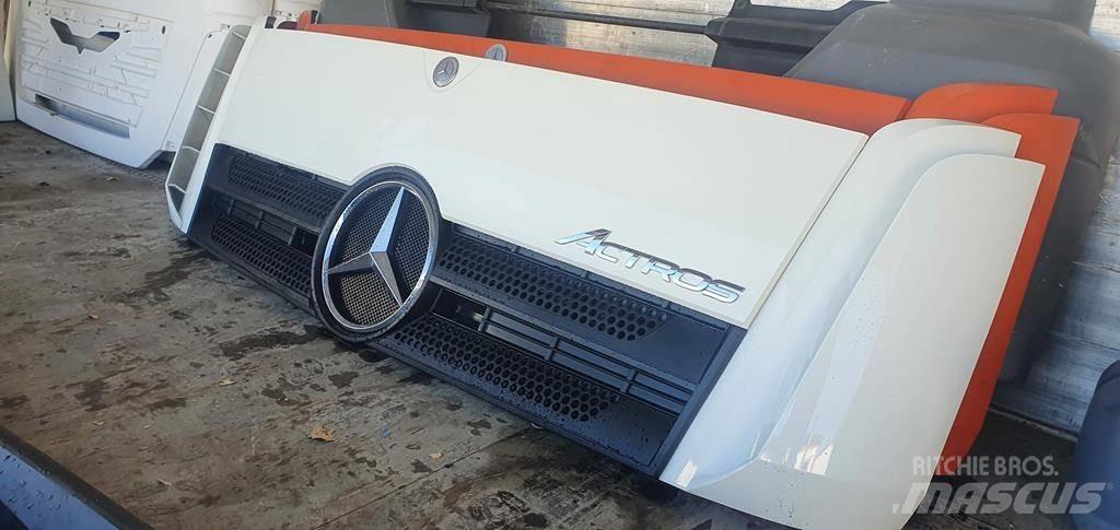 Mercedes-Benz Actros Kabine in notranjost