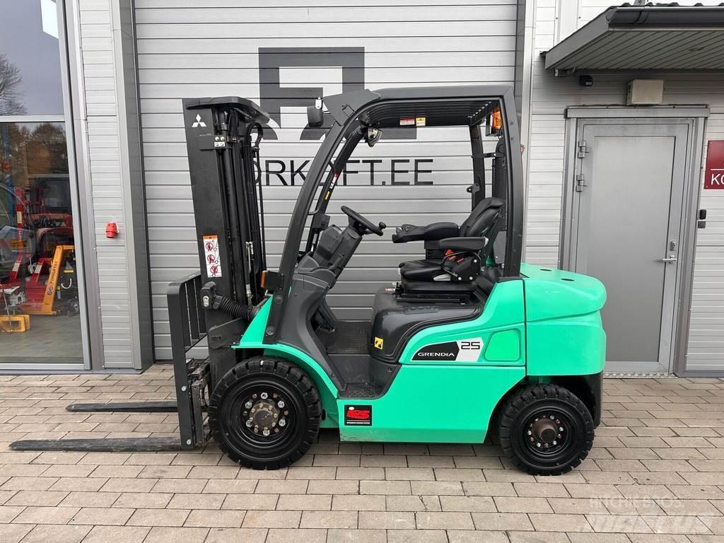 Mitsubishi FD25N3 Dizelski viličarji