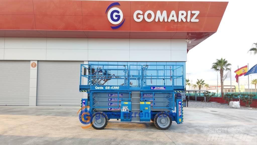 Genie GS 4390 Škarjaste dvižne ploščadi