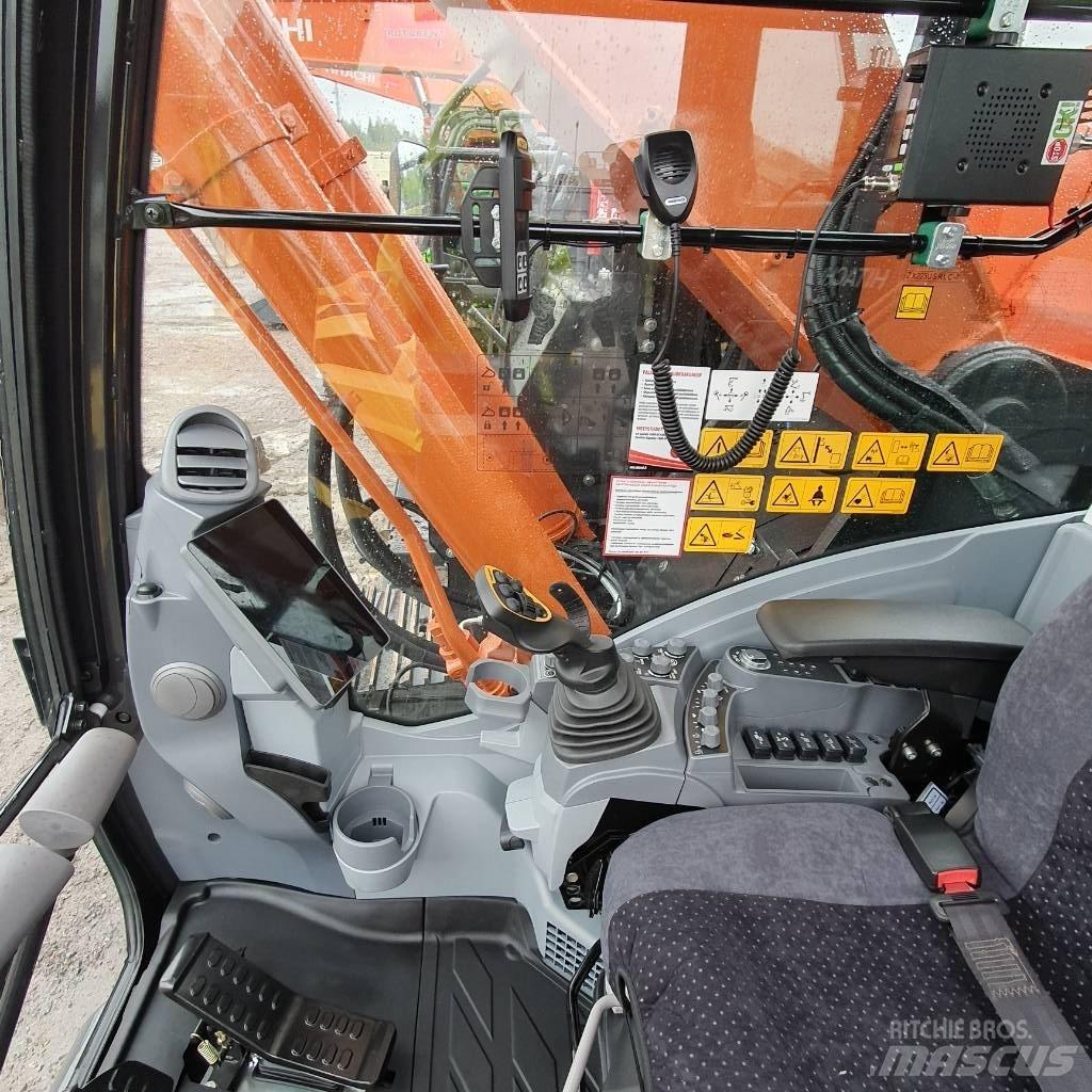 Hitachi ZX225USRLC-7 Bagri goseničarji