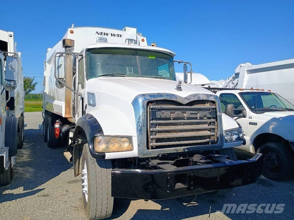 Mack GU 713 Komunalni tovornjaki