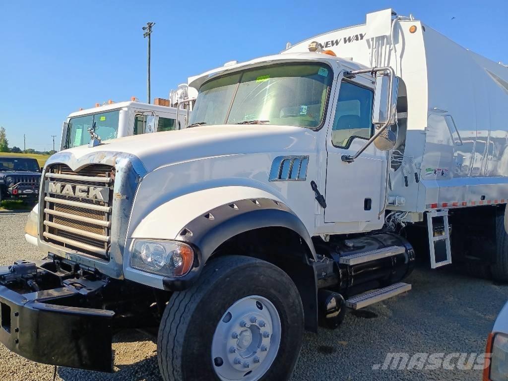 Mack GU 713 Komunalni tovornjaki