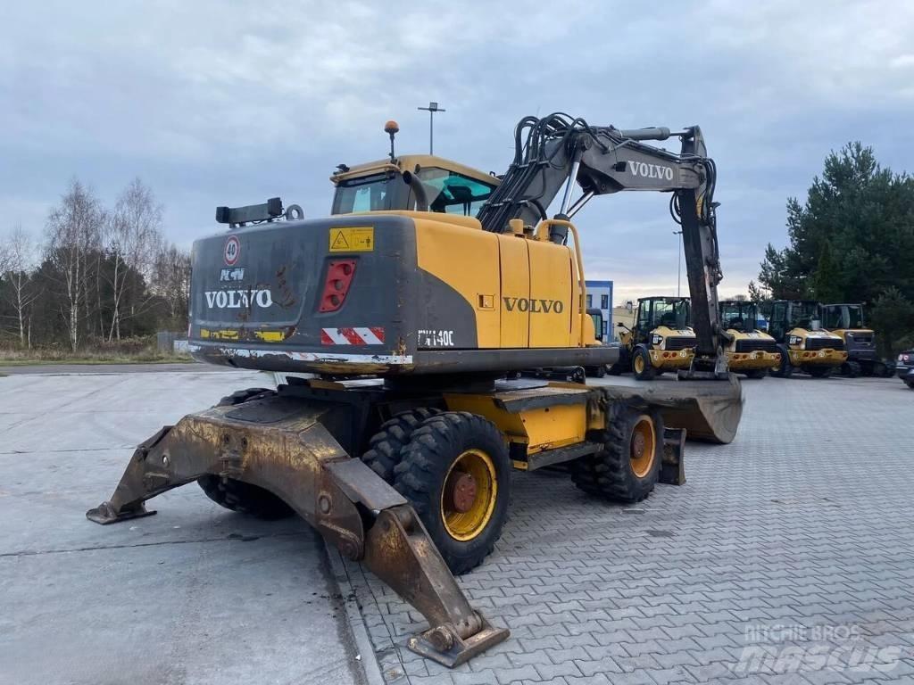 Volvo EW 140 C Bagri na kolesih