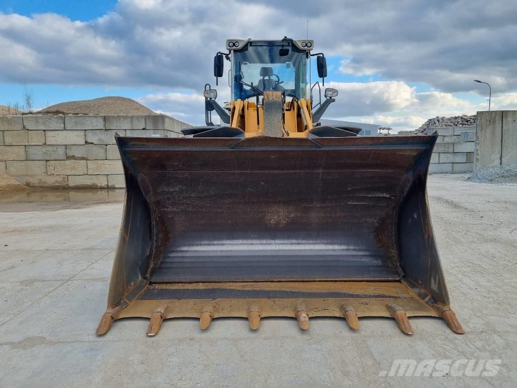 Liebherr 566 xpower Kolesni nakladalci