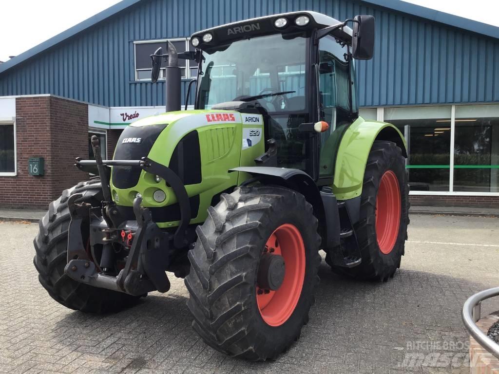 CLAAS Arion 520 CIS Traktorji