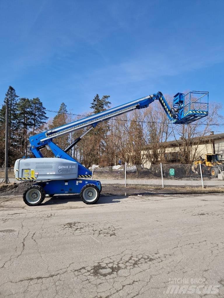 Genie S 65 Teleskopske dvižne ploščadi