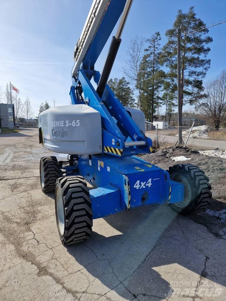 Genie S 65 Teleskopske dvižne ploščadi